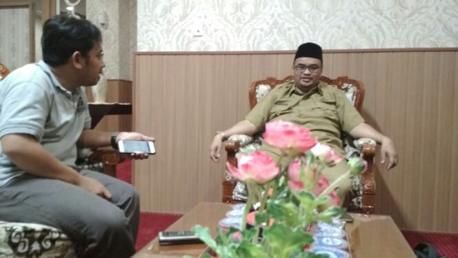 
					Wabup Probolinggo, Timbul Prihandjoko di ruang kerjanya, Selasa (5/12/2017)