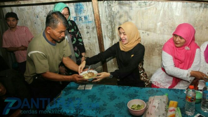 
					Bupati Tantri Dorong Soto Kraksaan Jadi Destinasi Wisata Kuliner