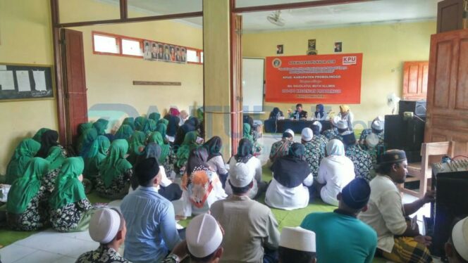 
					Jaring Pemilih Pemula, KPU Probolinggo Sosialisasi di Krejengan