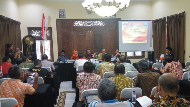 
					3.051 Pemilih Belum Masuk Database KPU Probolinggo