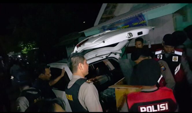 
					Jihandak Sita Bahan Peledak Dari Rumah Terduga Teroris Leces