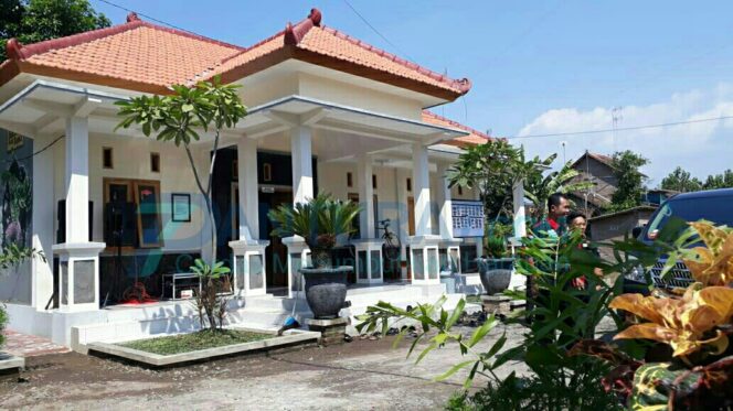 
					Kreatif, Ada Perpusdes Plus Paralegal di Krejengan