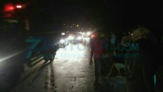 
					2 Motor Adu Moncong, 2 Pemuda Meregang Nyawa