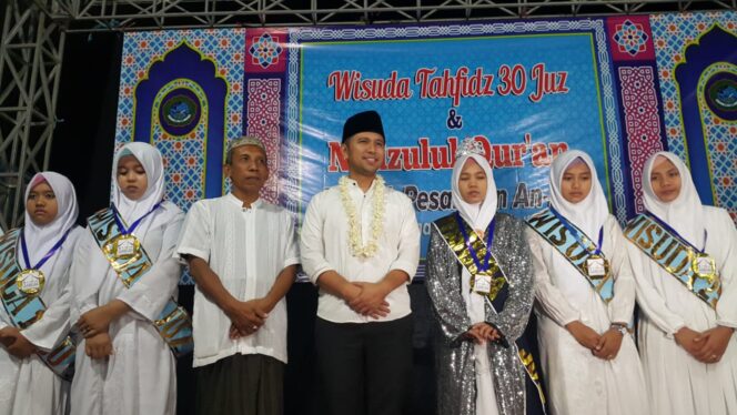 
					Safari Ponpes, Emil Dardak Janji Perjuangkan Tahfidzul Quran