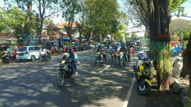 
					Hadapi Puncak Arus Balik, Ini Himbauan Polisi di Kota Probolinggo Bagi Pemudik 