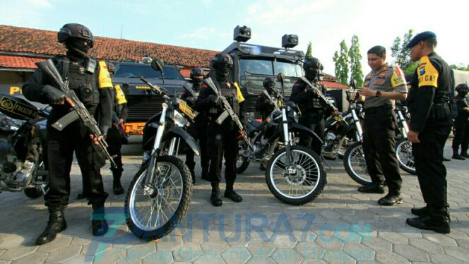 
					Brimob Malang Didatangkan Untuk Pilwali Probolinggo