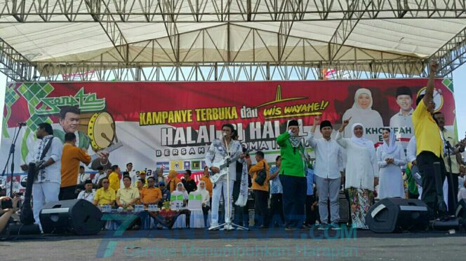 
					Tutup Kampanye di Probolinggo, Khofifah-Emil Gandeng Raja Dangdut