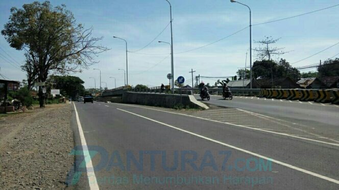 
					Rawan Ambruk, Jembatan Randu Merak Akan Direkonstruksi