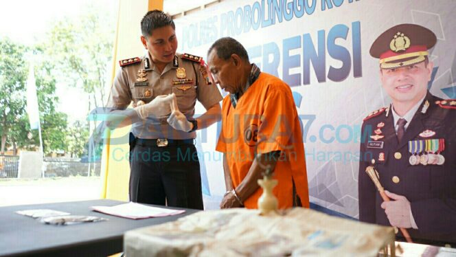 
					Duh, Pria Ini Bobol Toko Burung Untuk Ongkos Pulang
