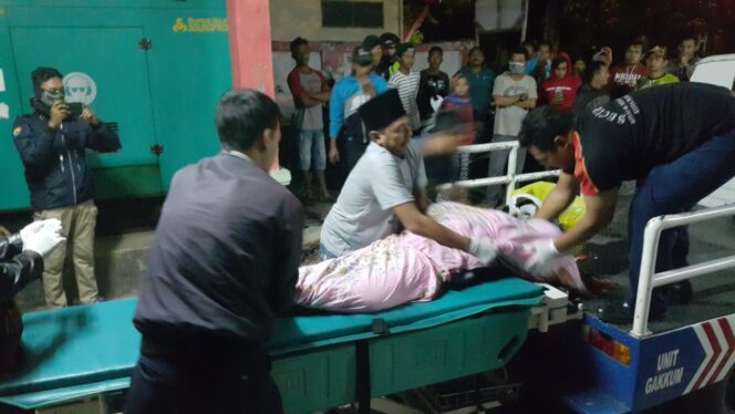
					Hamil 4 Bulan, Wanita Ini Tewas Ditabrak Pick Up