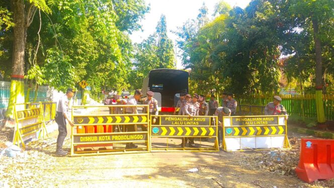 
					Dinilai Aman, ‘Blokade Teroris’ Dibuka