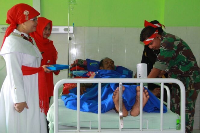 
					Meriahkan HUT RI, RSUD Waluyo Jati Dimerahputihkan
