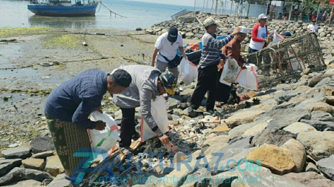 
					‘Genggong Go Green’ Sasar Sampah Pulau Gili