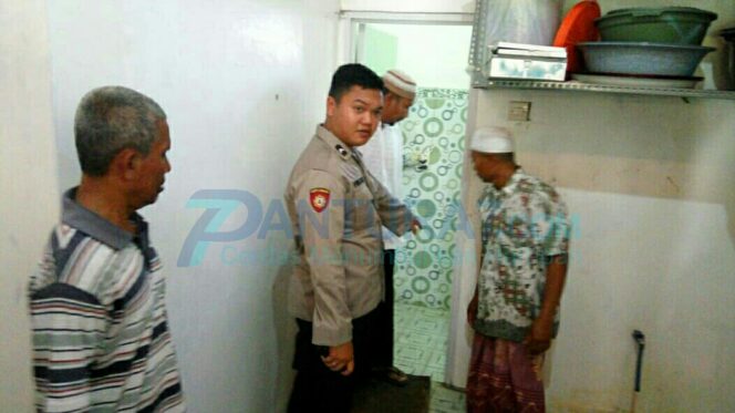 
					Balita di Kraksaan Tewas Terapung di Kamar Mandi