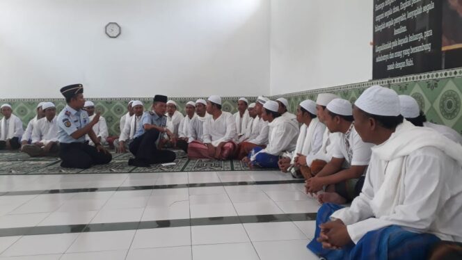 
					Jaring Hafidz, Rutan Kraksaan Rangkul Pesantren