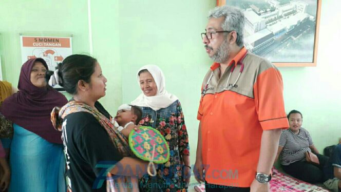 
					Bayi Korban Kera Liar Membaik, Pulang dari Rumah Sakit