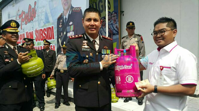 
					412 Polisi Beralih Gunakan LPG Non Subsidi