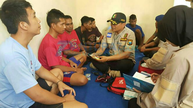
					Masih Syok, 7 ABK KM Multi Prima 1 Diterapi Trauma Healing