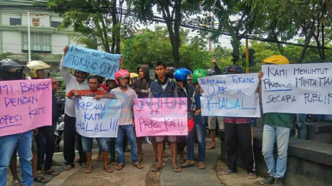 
					Ojek Online Probolinggo Kutuk Capres Prabowo Subianto