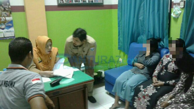 
					Rawan Tertular, Keluarga 3 PSK HIV/AIDS Akan Diperiksa