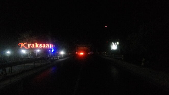 
					PJU di Kraksaan Banyak Mati, Pengguna Jalan Mengeluh