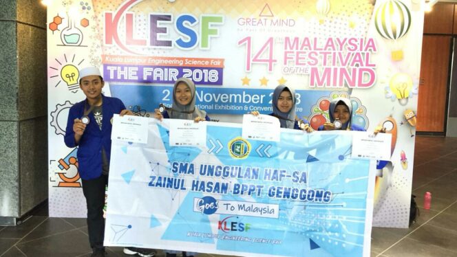 
					Santri SMAU Haf-Sa Genggong Ukir Prestasi Internasional di Malaysia