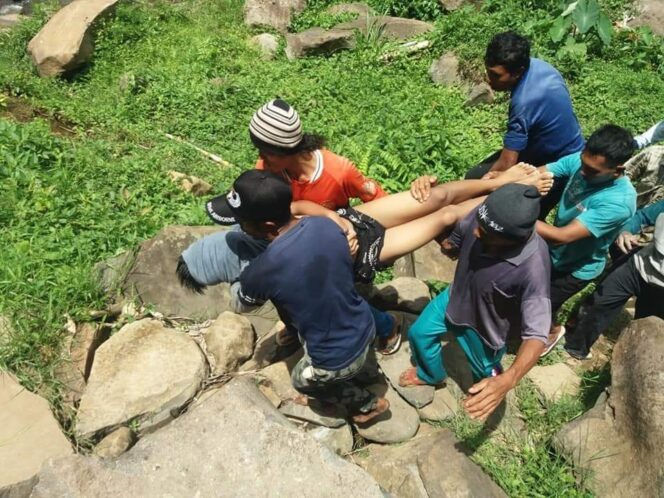 
					Ternyata, Ini Penyebab Tewasnya Bocah SD di Air Terjun Jaran Goyang