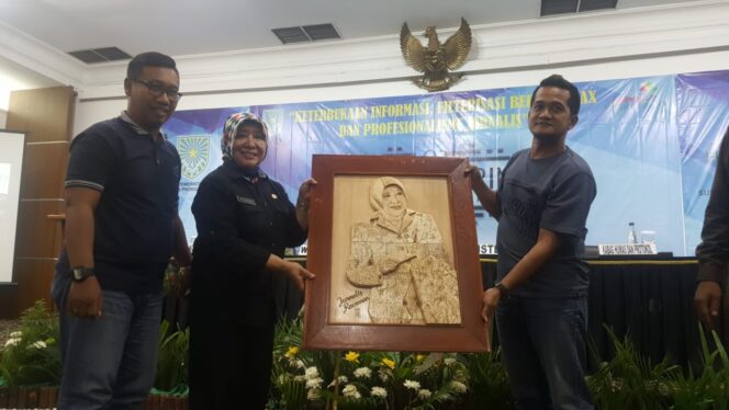 
					Media Gathering, Walikota Ajak Wartawan Tingkatkan Profesionalitas