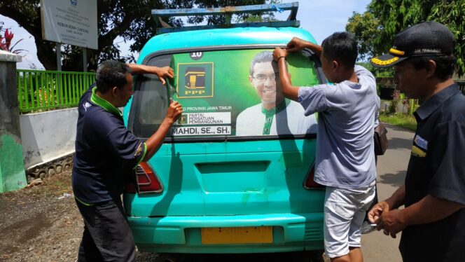 
					Membandel, 40 Mobil Branding ‘Disikat’ Bawaslu
