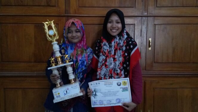 
					Santriwati Genggong Juarai Olimpiade Nahwu-Sorof Nasional