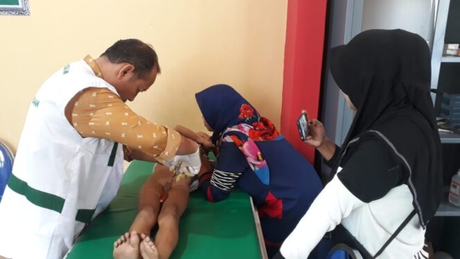 
					Cukup Tunjukkan KTP, Bisa Khitan Gratis