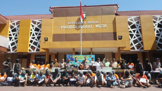 
					Jelang Lebaran, Polisi Gulung 48 Tersangka Kriminal