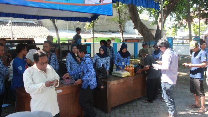 
					Ada Pasar Murah, Pasar Tradisional Ditinggal