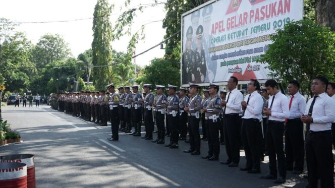
					Ratusan Polisi dan TNI Amankan  Lebaran di Probolinggo