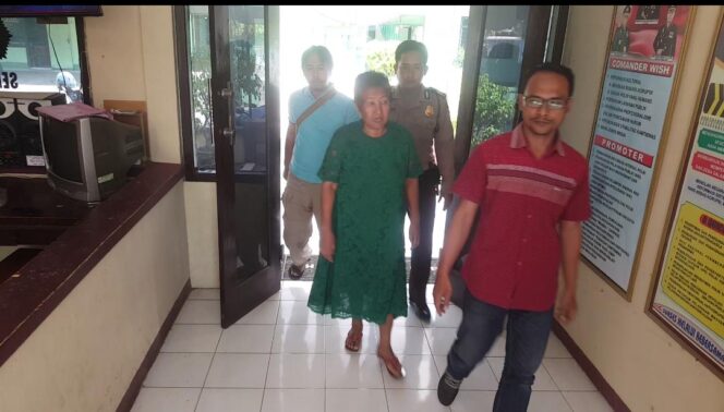 
					Ditangkap Polisi, Perempuan Penipu Viral di Medsos Beraksi Lintas Kota