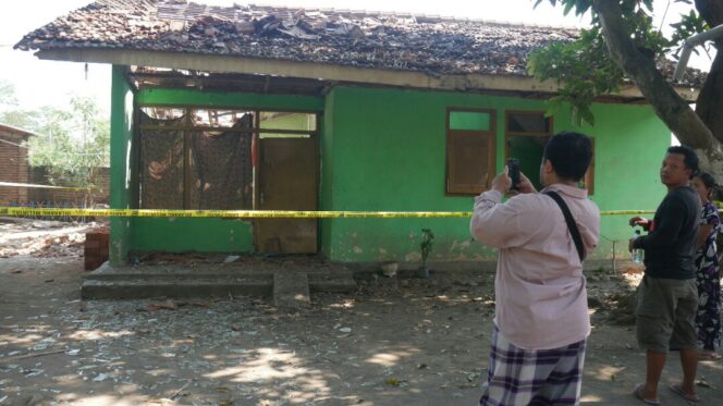 
					Petasan Meledak Saat Diracik, Penjaga SDN Banyuanyar Lor Terluka