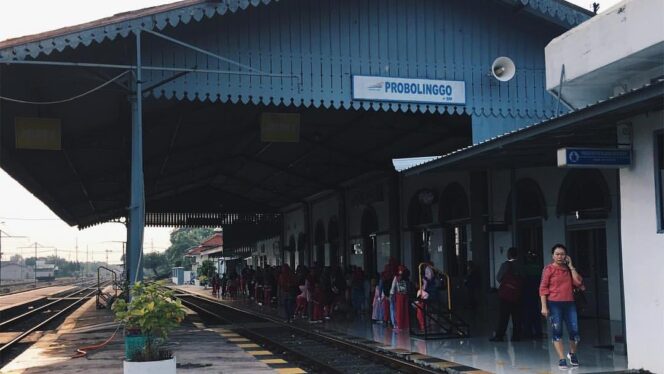 
					Asyik..  Lansia,TNI/Polri, Veteran dan Wartawan Dapat Diskon Tiket KA