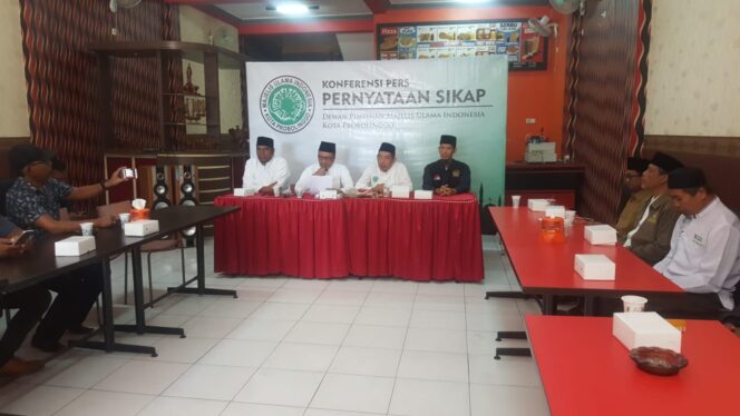 
					MUI Dukung Walikota Tak Perpanjang Izin Operasional Karaoke
