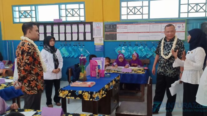 
					Kemendikbud Wacanakan Kenaikan Tunjangan Kepsek