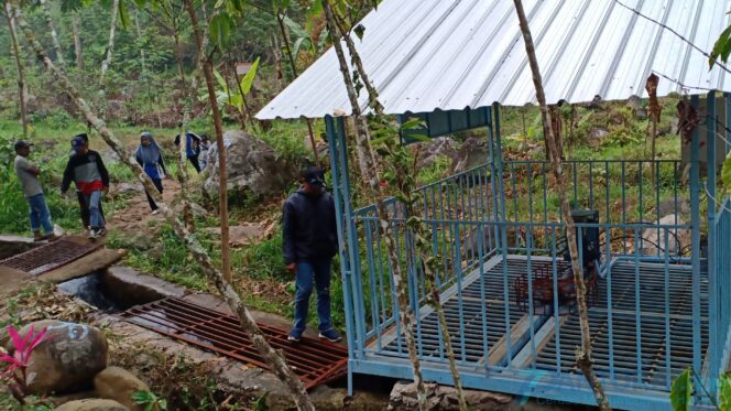 
					Air Terjun Kalipedati Jadi Energi Listrik Alternatif