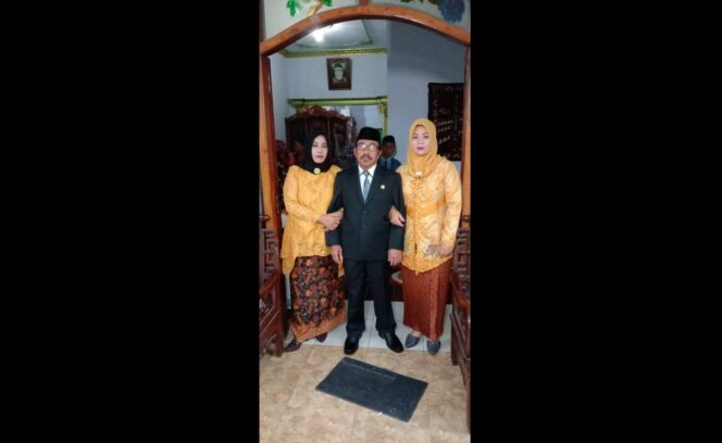 
					Dilantik Jadi Dewan, Politisi Hanura Ini ‘Pamer’ Sepasang Istri