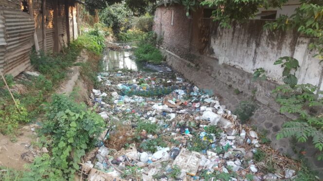 
					Saat Sungai Dibersihkan, ‘Kali Pancor’ Malah Dipenuhi Sampah