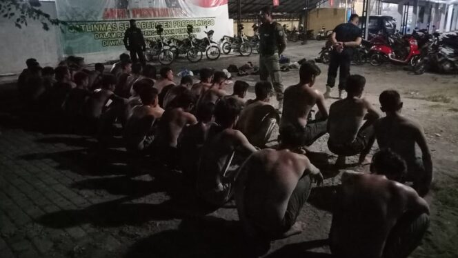 
					Pol PP-Bromo Satu Beraksi, 33 Remaja Terciduk