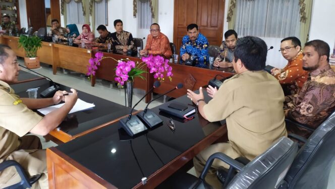 
					Demi Perda, Bapemperda DPRD Kunker ke Jembrana