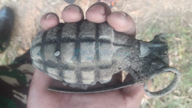 
					Geger, Warga Sumberasih Geger Temukan Granat Aktif