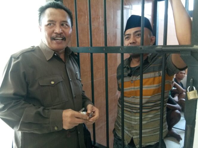 
					Akhirnya, Abdul Kadir Diberhentikan sebagai Anggota DPRD