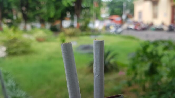 
					Terdongkrak Cukai, Harga Rokok Naik