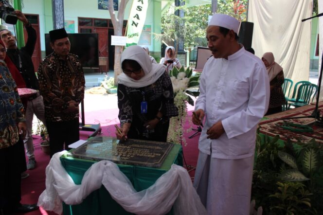 
					SMA-U Hafshawaty; yang Pertama Terapkan ‘Double Track’ di Jawa Timur