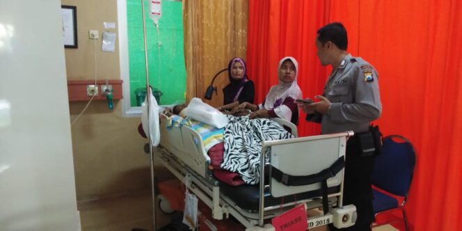 
					Terperosok ke Sumur, Nyawa Warga Krejengan Selamat