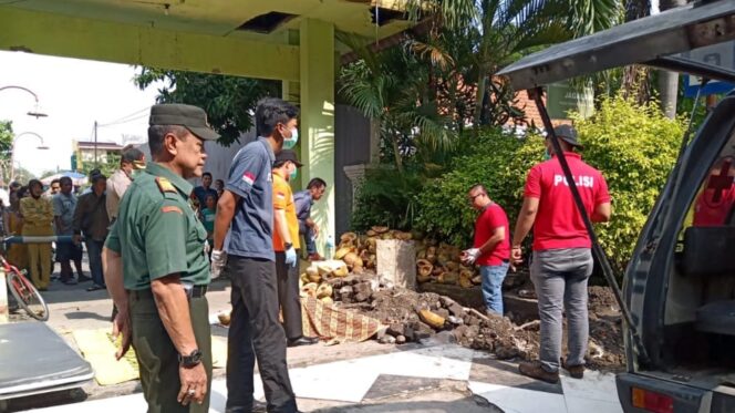 
					Cek-cok, Paman di Sidoarjo Bacok Keponakan